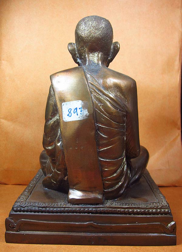 พระบูชา หน้าตัก 5 นิ้วรุ่นแรก หลวงปู่นาม วัดน้อยชมภู่ สุพรรณบุรี สภาพสวยครับ