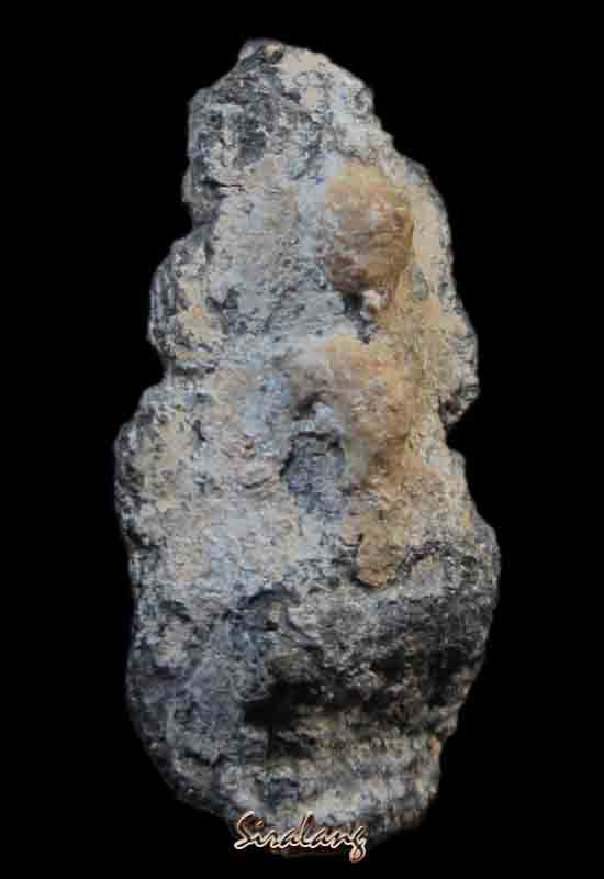 พระกรุซุ้มนครโกษา ชินเงิน เก่าระเบิดตามสภาพครับ เคาะแรกขั้นต่ำครับ