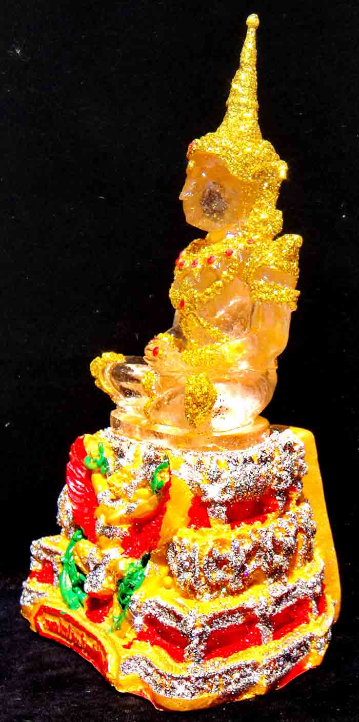 พระแก้วมรกต ทรงเครื่องฤดูร้อน งานพุทธศิลป์ประณีตสวยงามมาก ขนาดหน้าตักกว้าง 4.5 นิ้ว ฐาน 7x4.5 นิ้ว ส