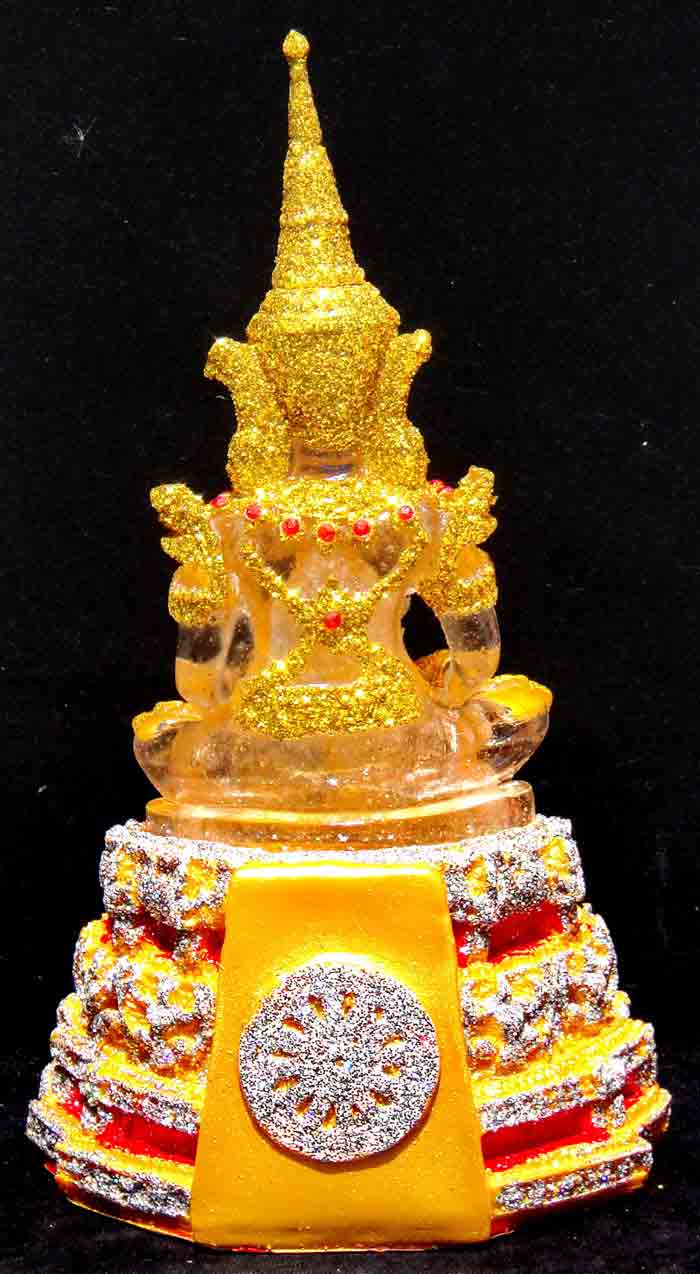 พระแก้วมรกต ทรงเครื่องฤดูร้อน งานพุทธศิลป์ประณีตสวยงามมาก ขนาดหน้าตักกว้าง 4.5 นิ้ว ฐาน 7x4.5 นิ้ว ส