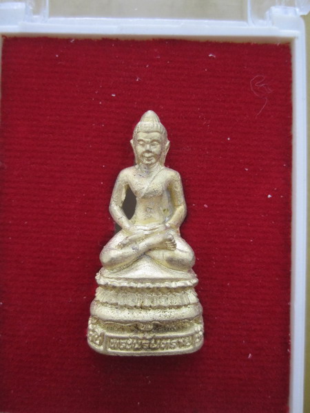 วัดใจแบบมันส์ๆๆ!!!!! เริ่มต้นที่่ 100 บาท