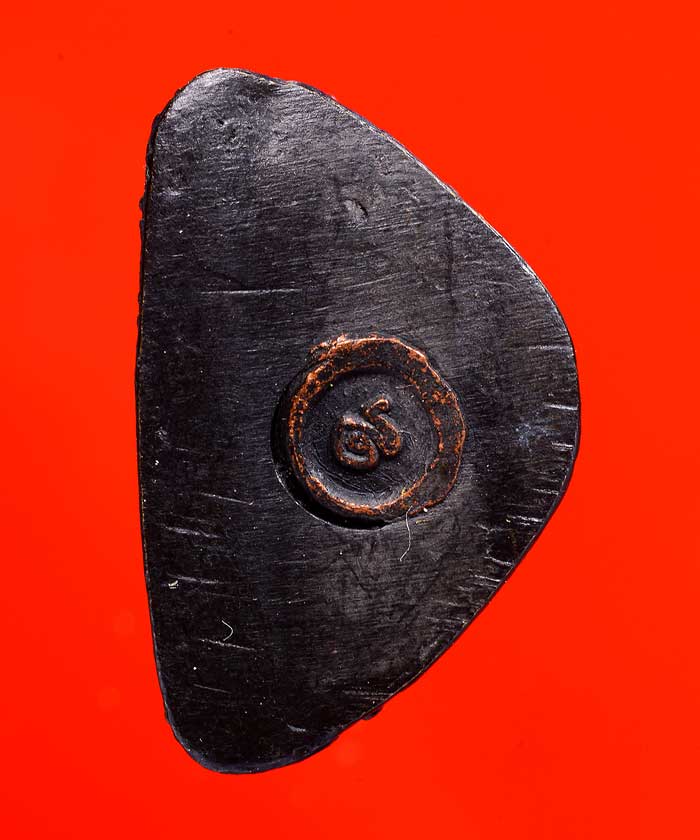 +++ ๑ ในเกจิดังปัจจุบัน!!! แห่งเมืองคอน!!! { หลวงพ่อ บุญให้ } วัดท่าม่วง พุทธคุณครบเครื่อง +++