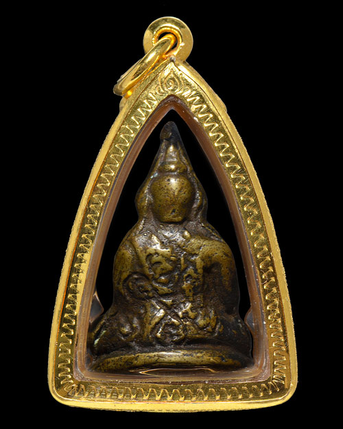 พระชัยวัฒน์รุ่นแรก(รุ่นเดียว) หลวงพ่อจง วัดหน้าต่างนอก จ.อยุธยา ออกวัดคอกหมู 2495 สภาพสวยมาก+เลี่ยม