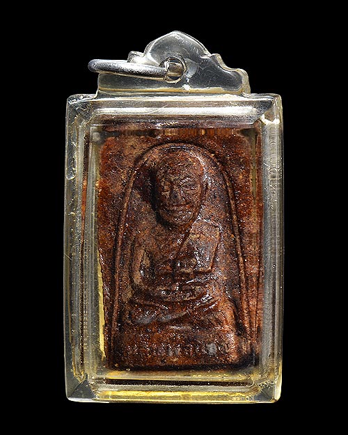 พระเนื้อว่าน พิมพ์เล็ก หลวงพ่อแช่ม วัดฉลอง จ.ภูเก็ต 2511 สภาพสวยมากมาก+เลี่ยมเดิมครับ