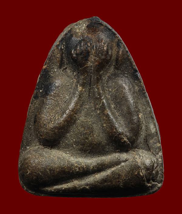 พระปิดตา หลวงปู่โต๊ะ พิมพ์เล็กหลังยันต์ตรี เนื้อผงใบลาน ปี 2522 วัดศาลาครืนสร้าง