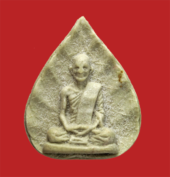 พระผง รูปเหมือน ท่านเจ้าคุณนรฯ วัดเทพศิรินทร์ พิมพ์ใบโพธิ์ คราบแป้งเดิมยังติดทั่วองค์พระ