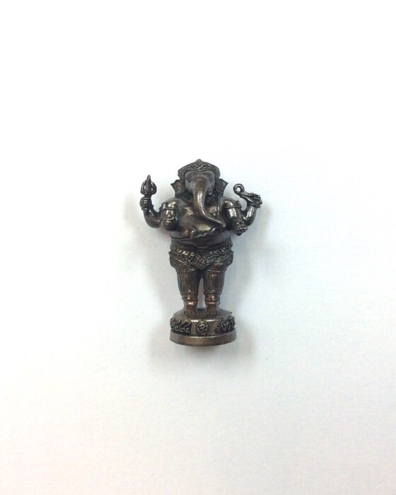 พระพิฆเนศ ปางยืนประทานพร รุ่น100ปี กรมศิลปากร ขนาด 1 นิ้ว เนื้อโลหะผสม มีโค๊ดกำกับ