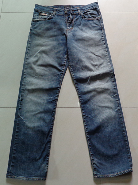 ยีนส์ Calvin Klein ของแท้ เอว 30 ทรงสวยยอดฮิต