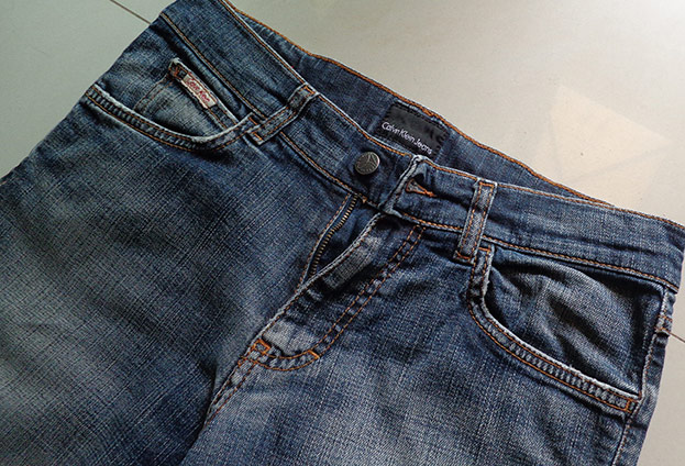 ยีนส์ Calvin Klein ของแท้ เอว 30 ทรงสวยยอดฮิต