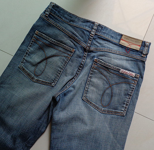 ยีนส์ Calvin Klein ของแท้ เอว 30 ทรงสวยยอดฮิต