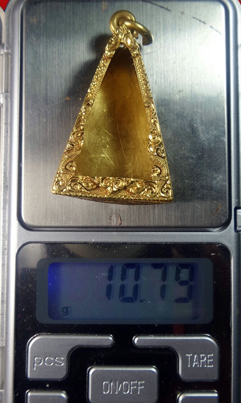 กรอบพระทองคำแท้ หนัก 10.79 กรัม 