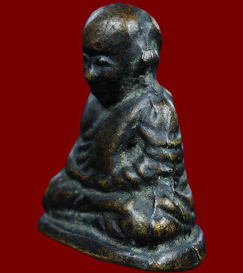 หลวงพ่อเงิน วัดบางคลาน รุ่นปืนแตก พิมพ์นิยมเศียรโต