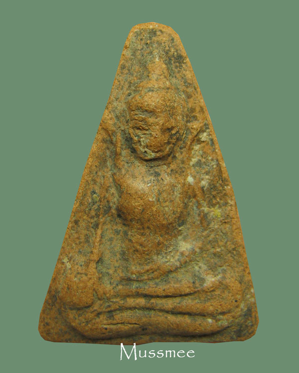 พระกรุวัดราชนัดดา (พิมพ์พระผงสุพรรณ ) อีก 1 พิมพ์ที่หายากครับ พระสวยยย ### เคาะเดียว ### 