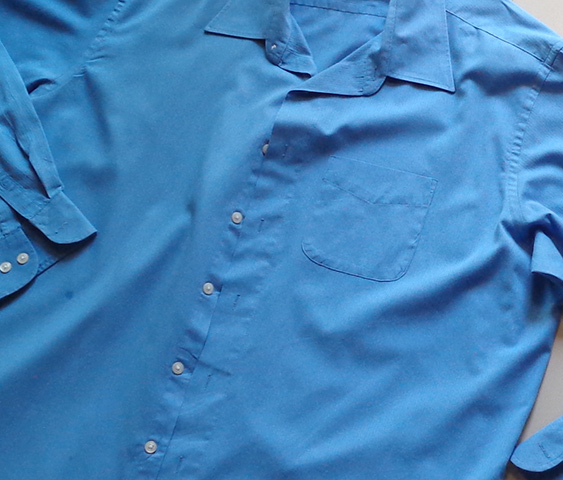 เสื้อเชิ๊ต ARROW ของแท้ เบอร์ XL คนไทยครับ , มีกระเป๋า