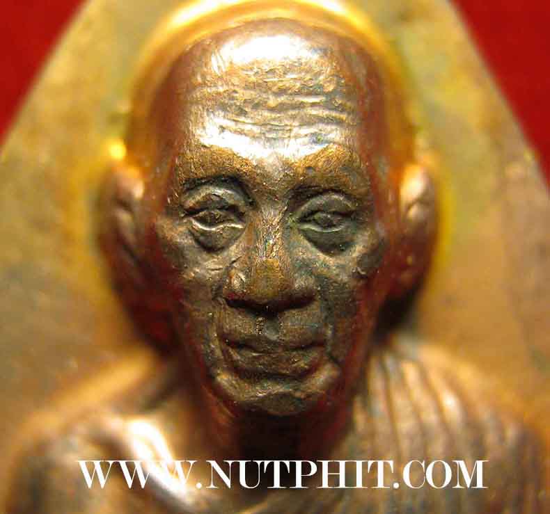 *เหรียญนะหน้าทอง*ลพ.เกษม เนื้อทองแดงแท้ หนัก แน่น ตัน เต็มองค์ครับผม*185