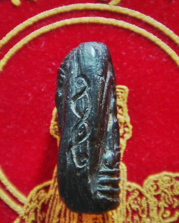 พระกริ่ง ๒ หน้า