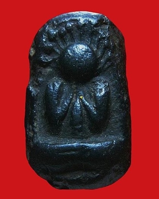 พระปิดตา กรุวัดเงินคลองเตย พิมพ์รัศมี เนื้อผงใบลาน กทม