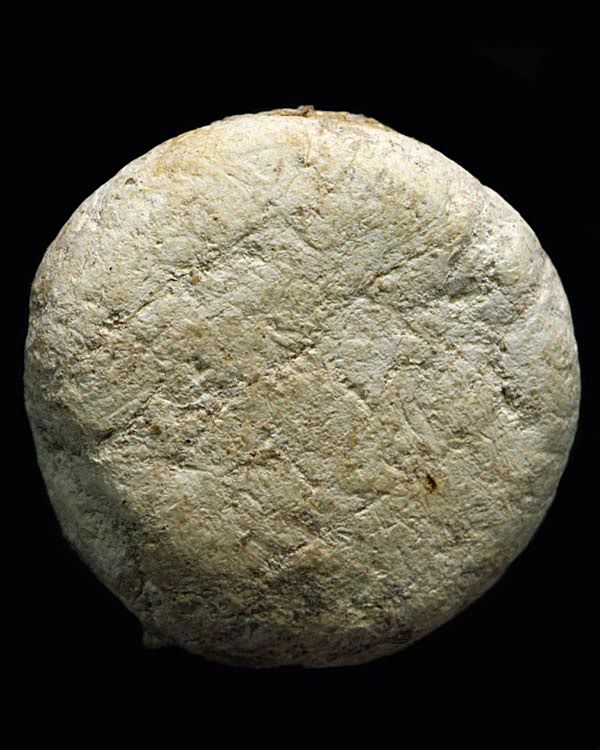 พระกรุวัดคู้สลอด พิมพ์จันทร์ลอย ลงกรุ