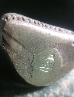 รูปหล่อหลวงปู่แผ้ววัดรางหมันรุ่นแรก