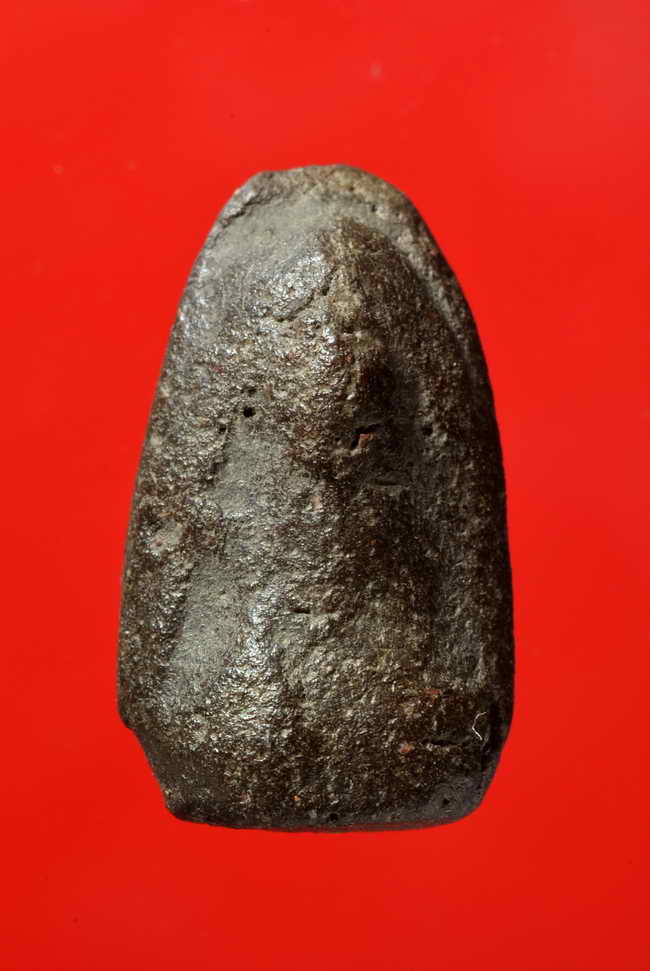 พิจิตรเม็ดน้อยหน่า สองหน้า กรุท่าฉนวน เนื้อดิน พิจิตร