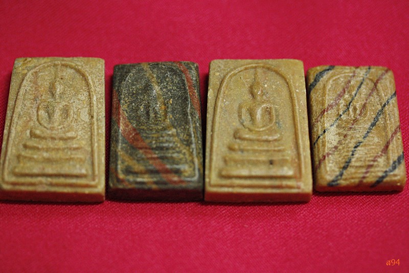 พระสมเด็จหลังยันต์ไม่ทราบที่ จัดให้ 4 องค์...../2