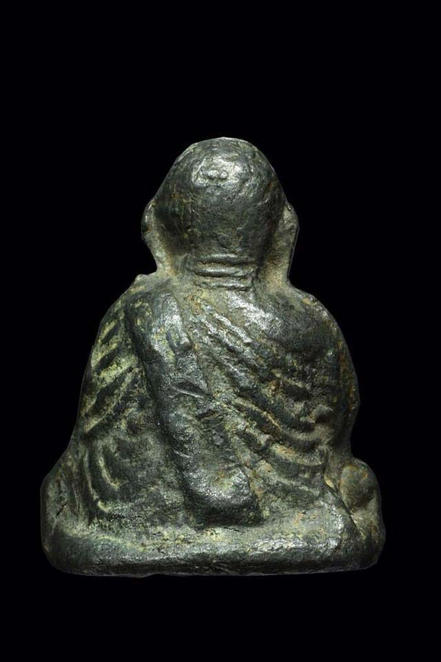 รูปหล่อหลวงพ่อเปรื่อง วัดบางคลาน เนื้อชาร์ปปี 2515( 2 )