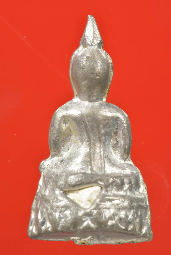 หลวงพ่อดำ วัดกุฏิ ปราจีนบุรี สวยๆๆๆๆ