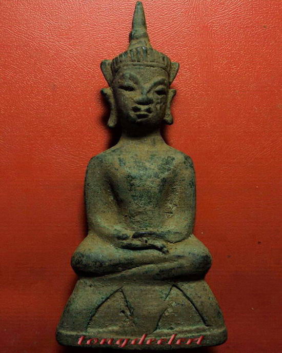 พระชัยสมัยอยุธยา ทรงเทริด หน้าตาสวยมากค่ะ