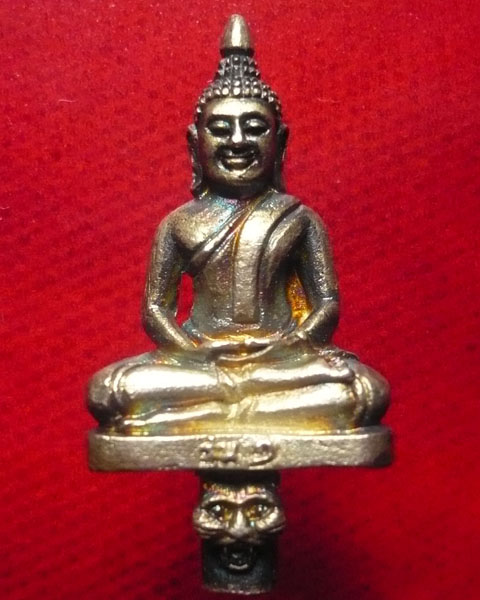 พระยอดธงเนื้อเงินรุ่น 1 หลวงพ่อเปิ่น วัดบางพระ จ.นครปฐม