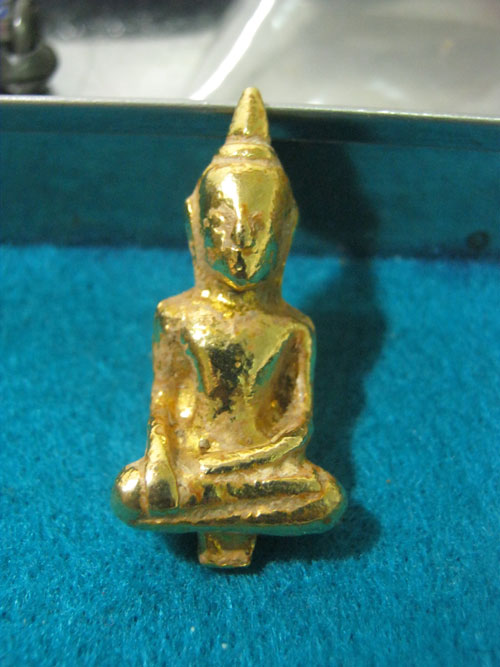 พระยอดธง