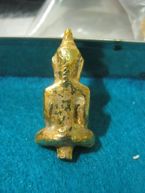 พระยอดธง