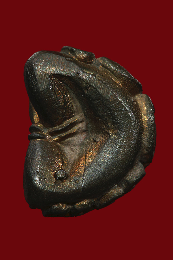 หลวงพ่อเกษม เขมโก เนื้อนวโลหะ พระปิดตาพระยาวัน มหาลาภ