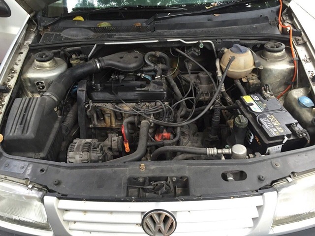 ขายรถเก๋ง volkswaGen vento 1.8