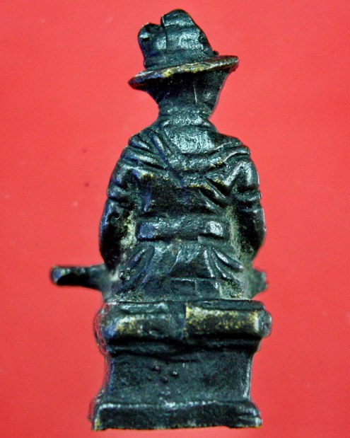 รูปหล่อรุ่นแรก พระเจ้าตาก วัดอินทราราม จ.กรุงเทพฯ ปี 15