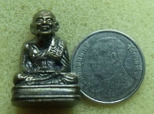 **วัดใจ**หลวงปู่ทวดเบตง พิมพ์เลขใต้ฐาน รุ่น 100 ปี สมเด็จพระญาณสังวร วัดบวรฯ**สวยๆ เชิญชมคับ