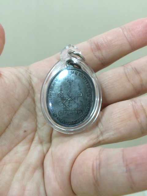 แดงเคาะแรก เหรียญโบสถ์ลั่น ปี12 บล็อคไม้กอล์ฟ หลุมกอล์ฟ สวยมากครับ