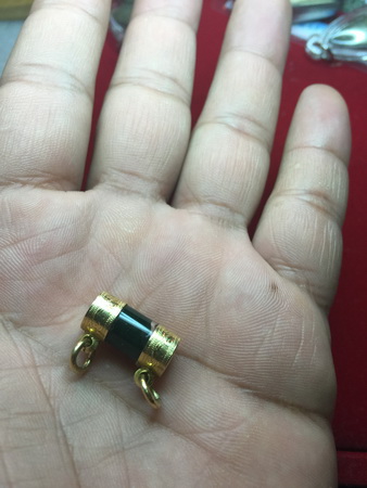 สีผึ้งเขียว หลวงพ่อทาบ วัดกระบกขึ้นผึ้ง จ.ระยอง  เเจ้งเปลี่ยนเบอร์โทร0947982466