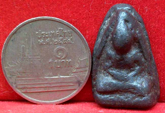 *พิมพ์พระโป้เล็ก เนื้อชิน สนิมแดง กรุวัดสุวรรณฯ อ่างทอง*