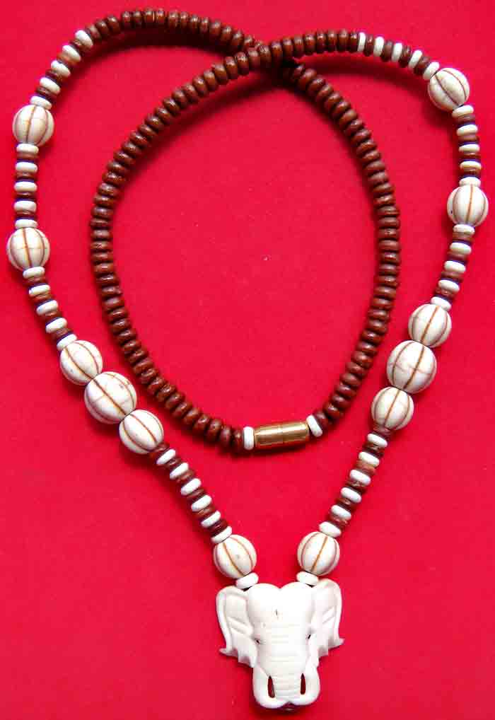 *** สร้อยกระดูกนกกระจอกเทศ +เม็กะลาตาเดียว ขนาด 25 นิ้วสวยๆครับยิ่งใส่ยิ่งฉ่ำเหมือนงาช้าง เป็นงาน Ha