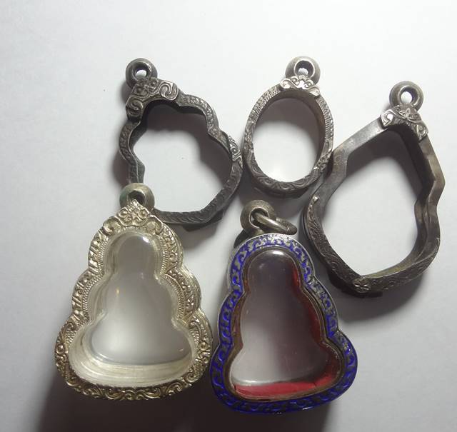 : ตลับเงิน 5 ใบ ตามภาพ