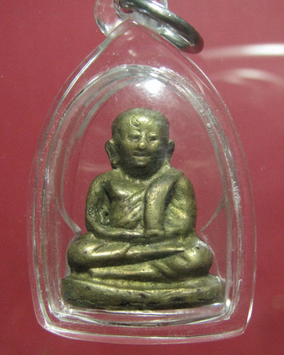 รูปหล่อหลวงพ่อเงิน รุ่นช้างคู่ ปี 26