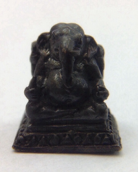 พระพิฆเนศ รุ่นพ่อให้ ศาลเจ้าพ่อหลักเมืองพระประแดง เนื้อนวะ พิมพ์เล็ก ปี51 มีโค๊ด #3