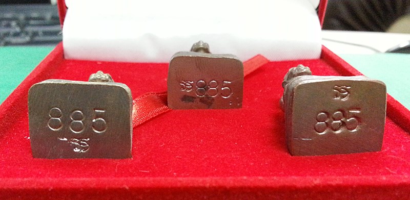 รูปหล่อหลวงพ่อทวด พิมพ์เบตง เลขใต้ฐานย้อนยุค วัดทรายขาว ชุดกรรมการนวะโลหะ No.885