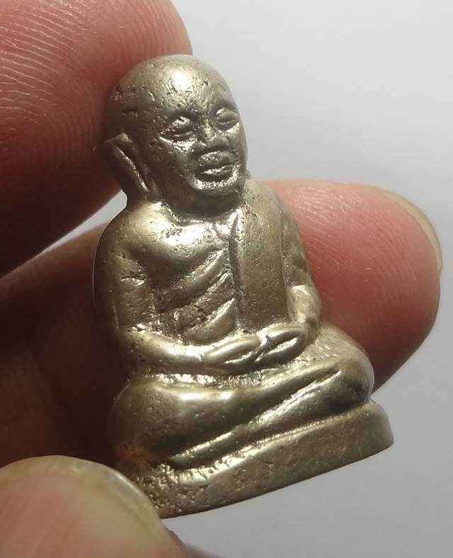 : หลวงพ่อเงินวัดวังจิกไม่ทราบปี