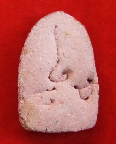 พระกลีบบัว กรุวัดเจ้ามูล ธนบุรี สภาพสวย ด้านหลังจารยันต์ มะอะอุ สภาพสวย จำนวน 2 องค์