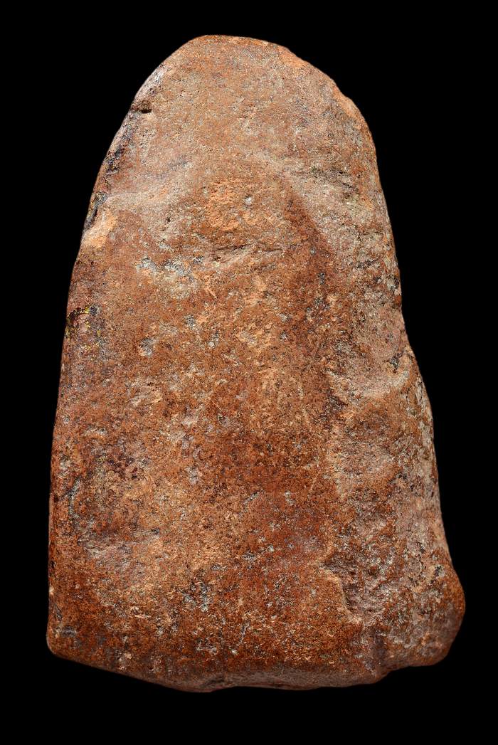 พระเนื้อดิน กรุวัดตะไกร พิมพ์หน้ามงคล ลงรักปิดทอง 