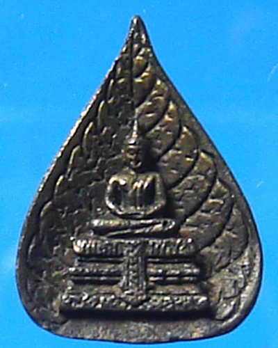 ใบโพธิ์พระประธาน หลวงปู่โต๊ะ วัดประดู่ฉิมพลี