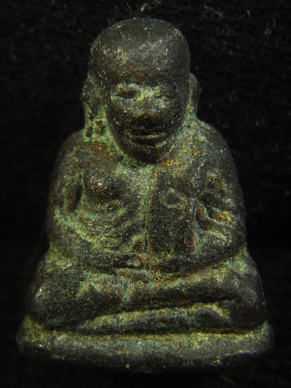 หลวงพ่อเงิน ( 8 )