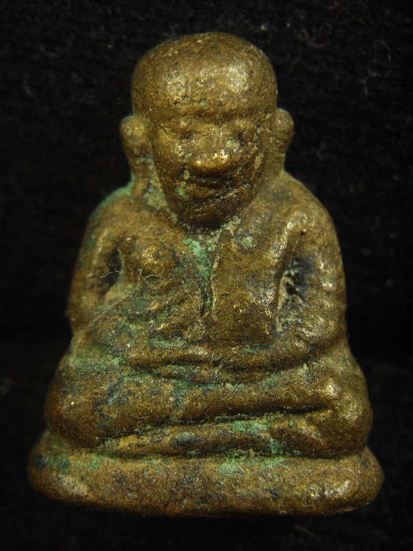 หลวงพ่อเงิน ( 15 )