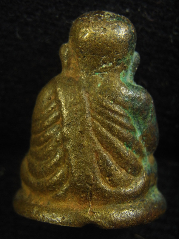 หลวงพ่อเงิน ( 15 )